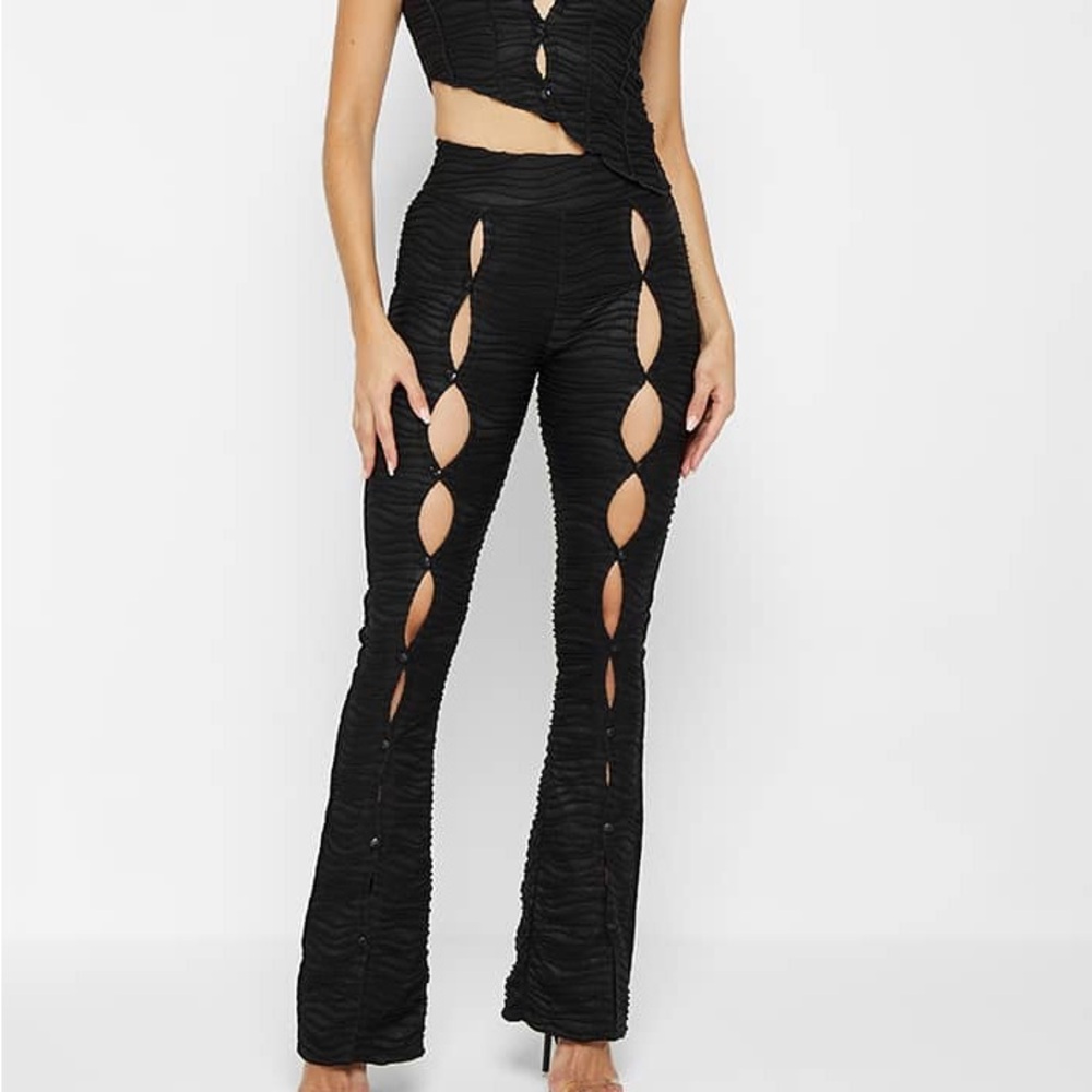 NWT Maniere De Voir Flared Mesh Button Up Trousers - Black Size US 4
